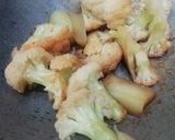 A picture of step 1 of Easy Cauliflower Cutlets.