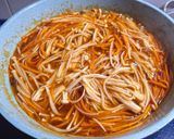 Hình bước làm 3 của món Đậu hũ non sốt nấm kim châm (món chay)