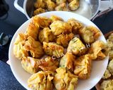 Hình bước làm 4 của món Hoành thánh chay