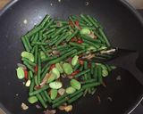 Foto langkah ke 5 dari resep Tumis kacang panjang.