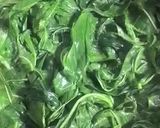 Foto langkah ke 2 dari resep Daun Singkong Stok Kulkas.