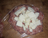 Foto del paso 3 de la receta: Hamburguesa rellena con queso