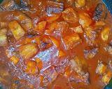 صورة لخطوة 2 من وصفة مسقعة باذنجان وبطاطا 🥔🍆🧅
