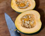 A picture of step 1 of Mashed Acorn Squash.
