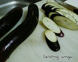 Foto langkah ke 1 dari resep Terong goreng tepung.
