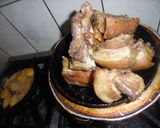 Foto del paso 2 de la receta: Arroz primaveral con chancho al vino