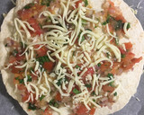 Foto del paso 8 de la receta: Torre de tortillas rellena de bacon y queso, guacamole, y otras cosas.... especial cumpleaños! 🎂