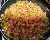 Foto del paso 2 de la receta Tortilla con pimientos del piquillo y chorizo #platounico