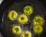 उड़द दाल पोहे के गोटा वड़े(Urad daal pohe ke gota vada recipe in Hindi) रेसिपी चरण 4 फोटो