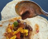 A picture of step 7 of Grill rajma paneer pocket.