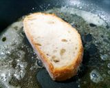 Foto del paso 1 de la receta: Tosta de solomillo al whisky con mantequilla de roquefort 🥩🧀🥂