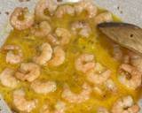รูปขั้นตอนการทำที่ 2 ของ กุ้งผัดไข่