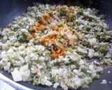 A picture of step 5 of Cauliflower-Tuvar-Peas Sabzi.
