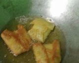 Foto langkah ke 4 dari resep Martabak mini isi tahu praktis.