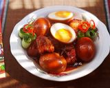 Hình bước làm 3 của món Thịt kho trứng (phiên bản nước tương)