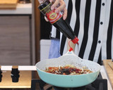 Foto langkah ke 6 dari resep Udang Oseng Mentega.