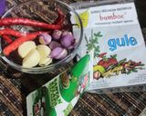 Foto langkah ke 1 dari resep Gule Ayam Bumbu Instan.