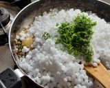 A picture of step 4 of Sabudana khichadi.