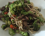 Foto del paso 13 de la receta: Noodles con brócoli, champiñón y zanahoria