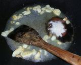 Foto langkah ke 3 dari resep Ceker Saus Simple.