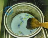 Foto langkah ke 3 dari resep Bubur Sumsum Biru Vanilla #KamisManis.