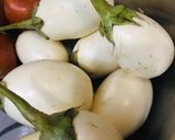 A picture of step 1 of White Brinjal with potatoes.