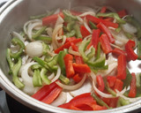 Foto del paso 5 de la receta: Albondigón de aguja de cerdo con tomate