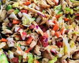 Foto del paso 2 de la receta: Tostadas de salpicón de pollo 🐔
