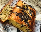 A picture of step 3 of Oreo vanilla loaf.