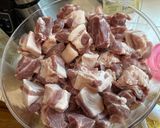 A picture of step 1 of Pork Adobo.