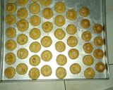 Foto langkah ke 3 dari resep Kue kering kacang.