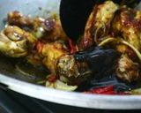 Foto langkah ke 8 dari resep Ayam Kecap Ala Adis.