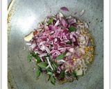 A picture of step 3 of Malabar style prawn creamy Gravy.