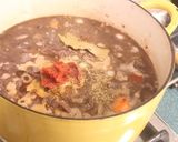 A picture of step 7 of Easy Red Wine Braised Beef.