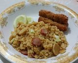 Foto langkah ke 6 dari resep Nasi Goreng Bakso Sosis Enak.