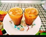 A picture of step 3 of Tasty yummy mango ice tea.