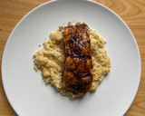 Foto del paso 3 de la receta: Salmón con reducción de balsámico y falso cous cous de coliflor