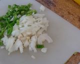Foto del paso 1 de la receta: Pollo con tomate
