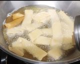 A picture of step 4 of Ribbon pakoda.