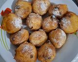Foto langkah ke 6 dari resep Oliebollen (Dutch donuts).