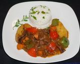 Foto del paso 5 de la receta: Carne estofada al cabernet con pimientos