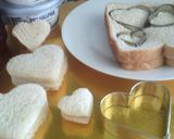 Foto del paso 1 de la receta Pan Integral o Pan Blanco con Queso Crema Philadelphia y Mermelada de Fresa