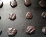 A picture of step 4 of easy brownie cookies.