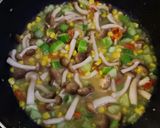 Foto langkah ke 3 dari resep Tumis Jamur Shimeji.