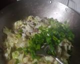Foto langkah ke 4 dari resep Tumis kol daging.