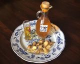 A picture of step 1 of California Farm Ginger Honey Syrup.