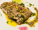 Foto del paso 3 de la receta: Corvina en hummus de aceitunas negras y pistacho