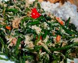 Foto langkah ke 3 dari resep Tumis pakis kelapa #Dapur Fitri.