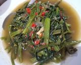 Foto langkah ke 4 dari resep Tumis Kangkung Terasi.
