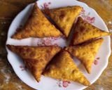 A picture of step 7 of Samosa.